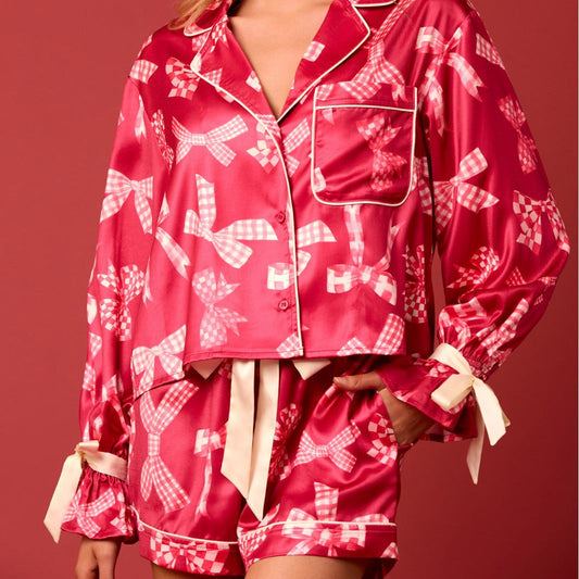 Women's Pajama Set with Festive Christmas Motif and Elegant Ruffle Details