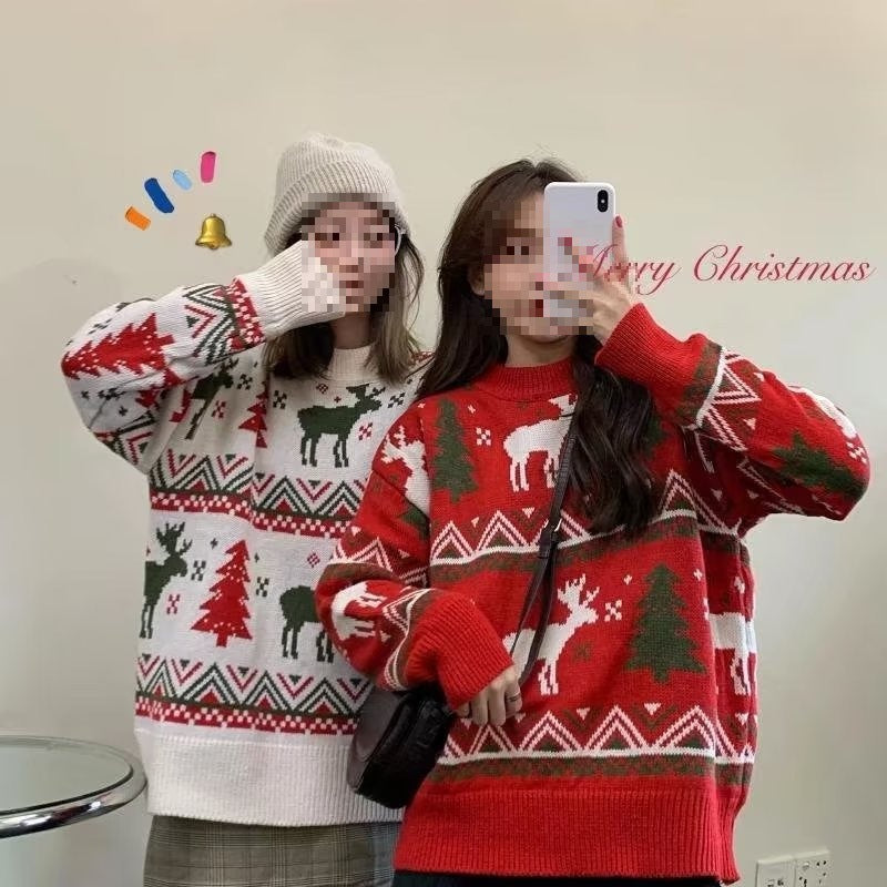 Women's Chunky Knit Sweater with Festive Reindeer Motif and Crew Neck R&B