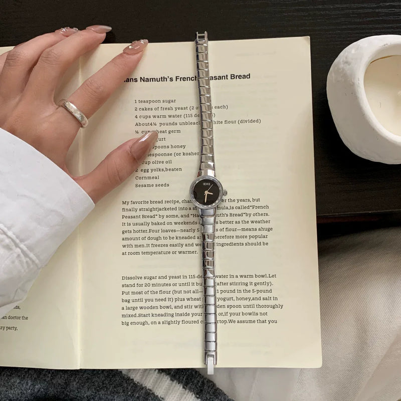 Round Dial Bracelet Watch
