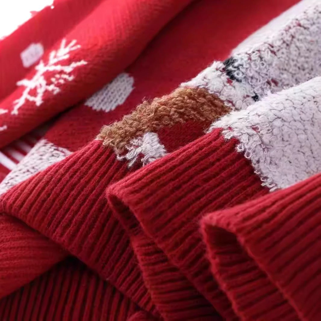 Women's Festive Knit Sweater with Reindeer Motif and Snowflakes R&B
