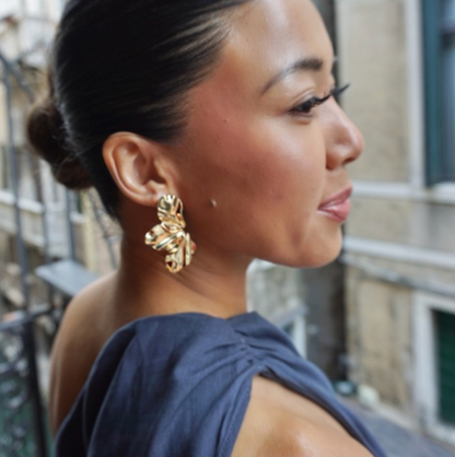 "sophia" Leaf Earring