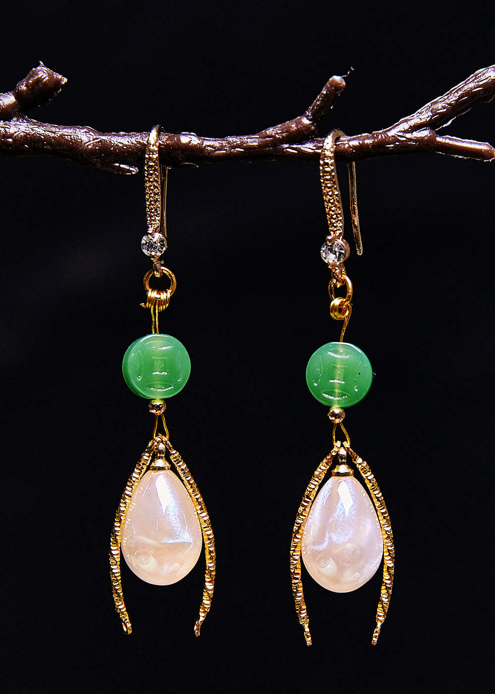 Unique Champagne Water Droplet Gem Stone Jade Drop Earrings