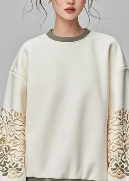 Handmade White O-neck Embroidered Sweatshirt Fall