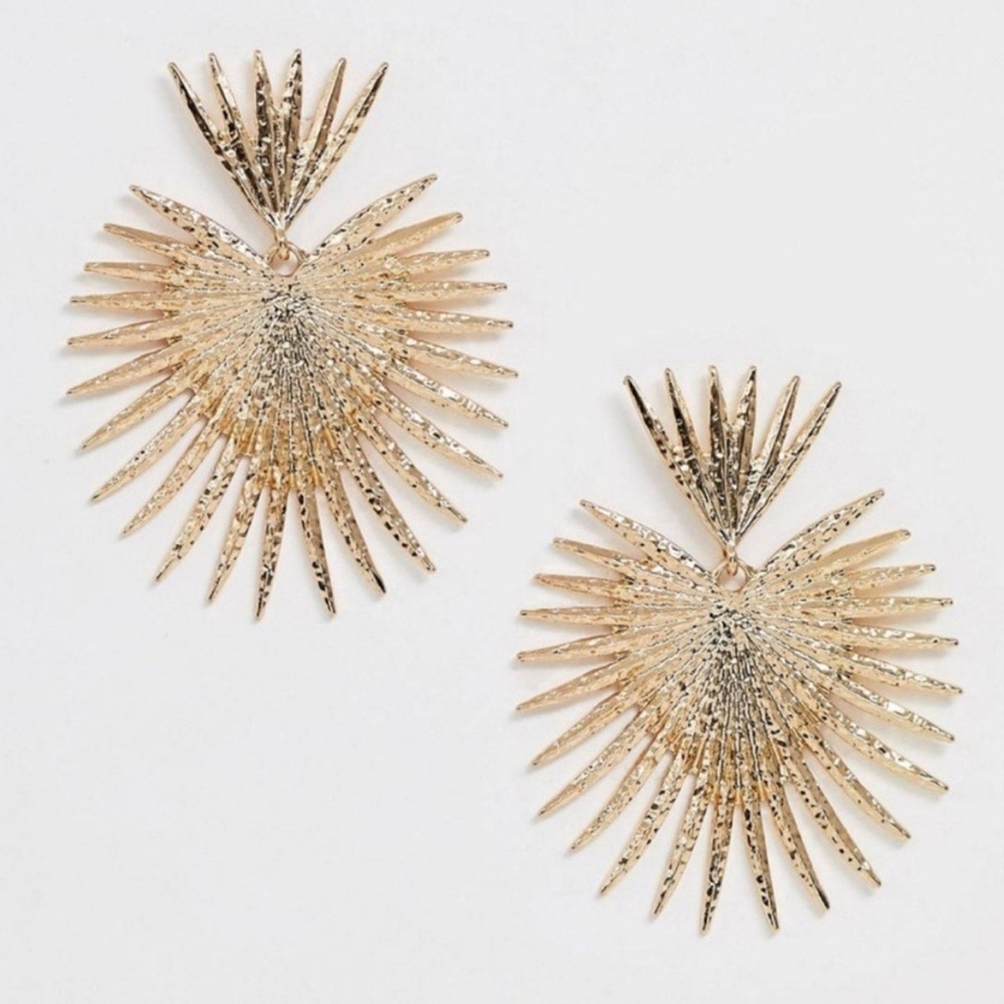 Revolve X Shashi Throne Earrings Gold