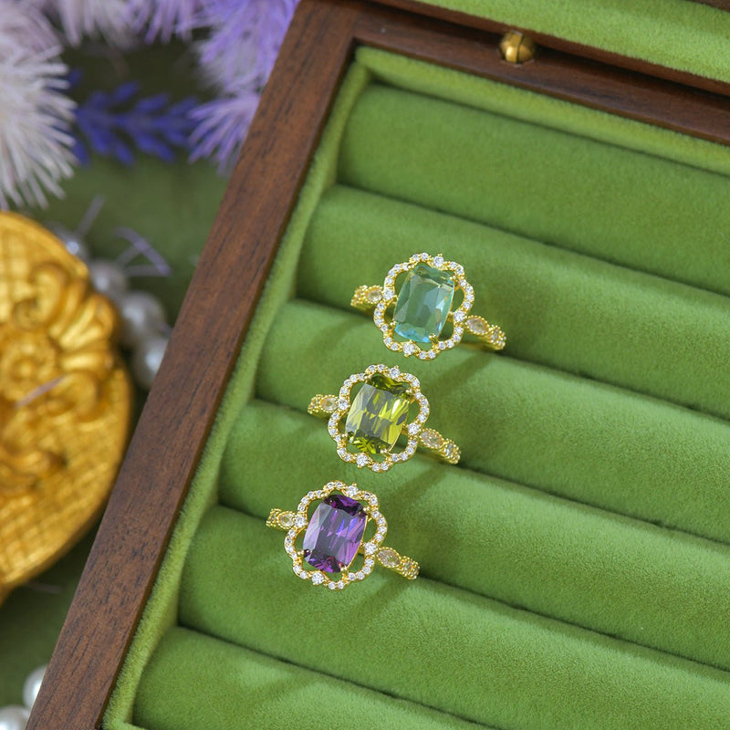 Aqua Fleur Royale Ring