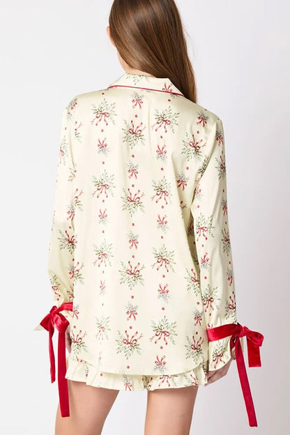 Christmas Fashion Printed Bow Top and Elastic Waist Ruffle Shorts Set