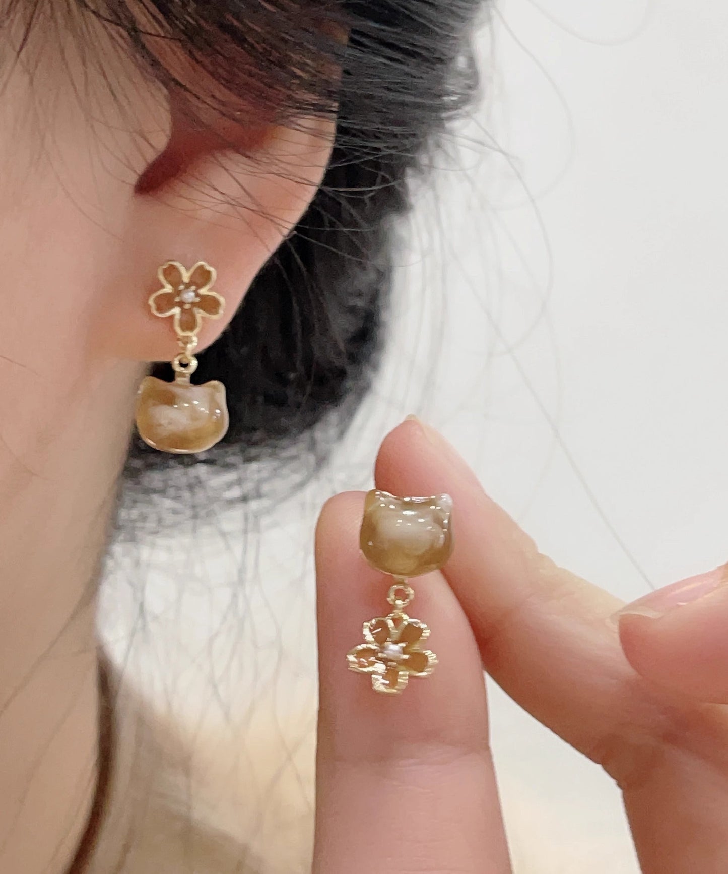 Modern Red Alloy Resin Cat Drop Earrings