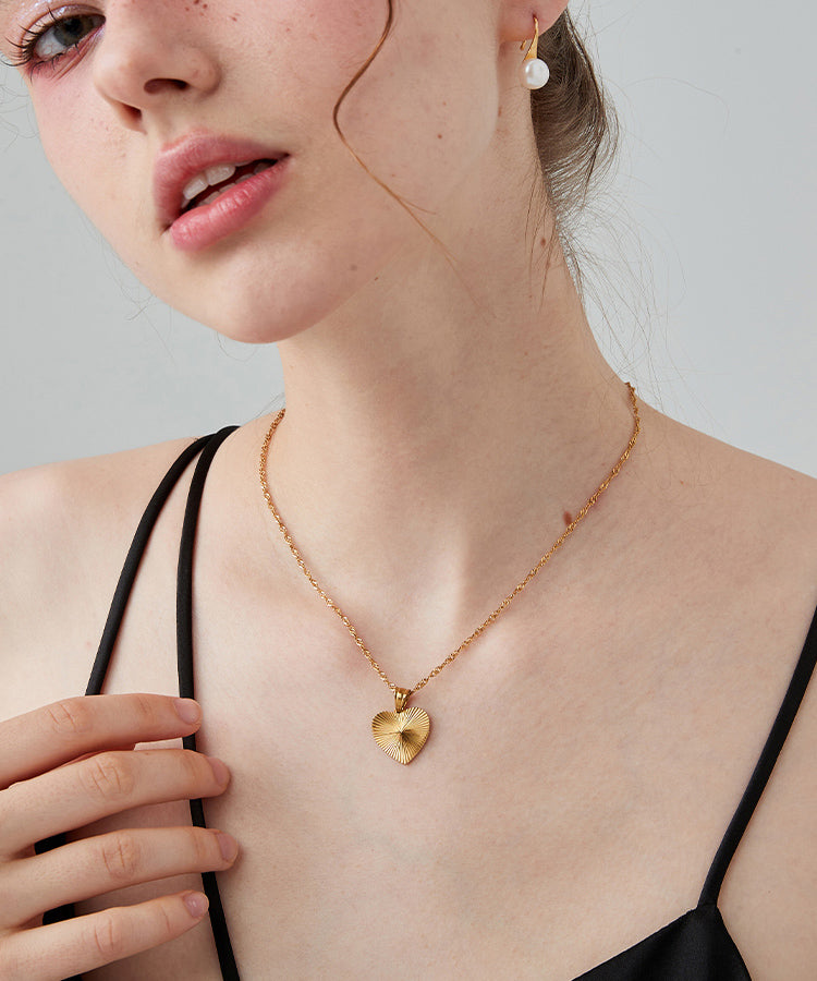 Stylish Gold Stainless Steel Overgild Butterfly Love Pendant Necklace