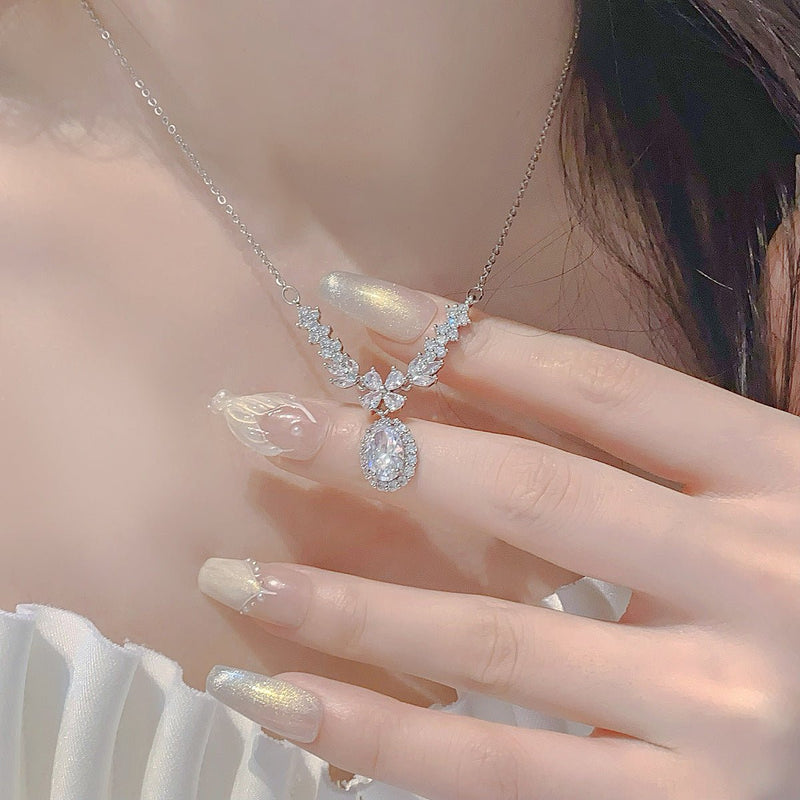 Baroque Crystal Laurel Necklace