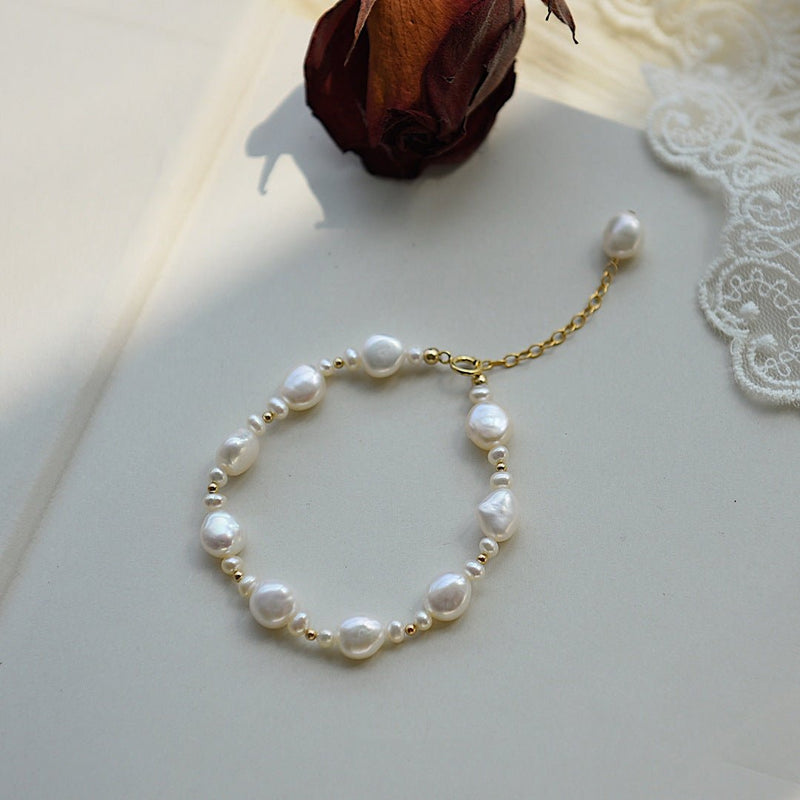 Kayleen Pearl Bracelet