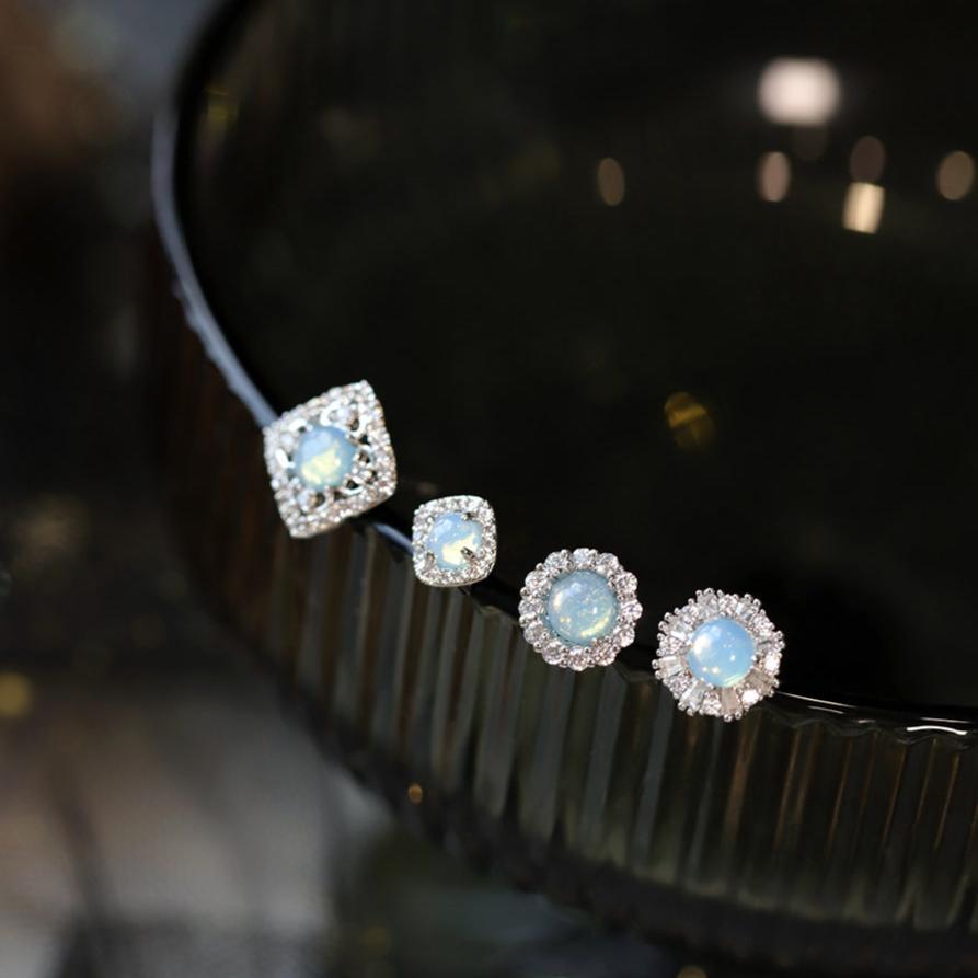 Baroque Stud Earrings - Rachelle