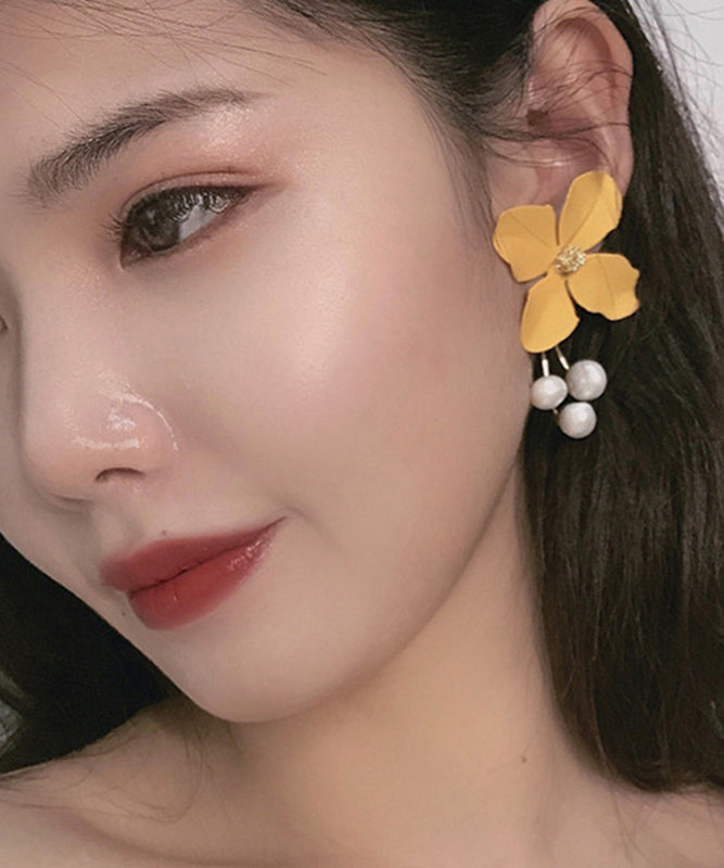 Yellow Metal Pearl Tassel Drop Earrings