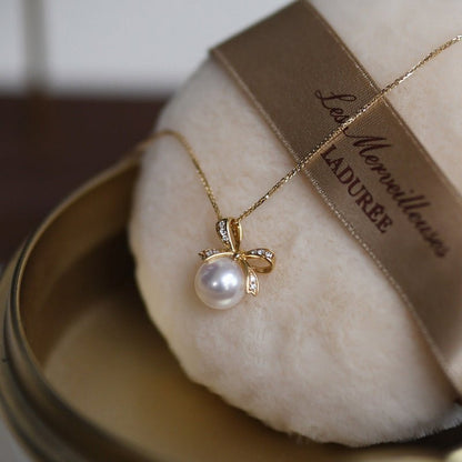 Bow Pearl Necklace