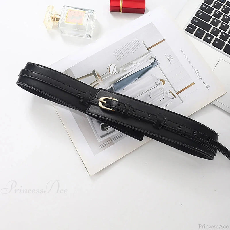 Synonyms: Gothic - Medieval, Leather - Hide, Pin - Peg, Buckle - Clasp Pu Medieval Hide Peg Clasp Belt