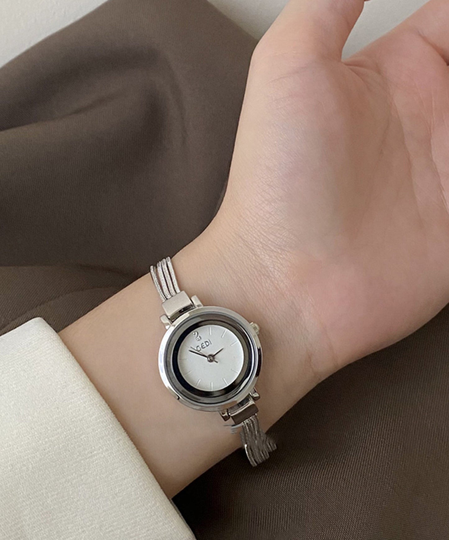 Boutique Silk Alloy Quartz Movement Tempered Glass Tassel Watches