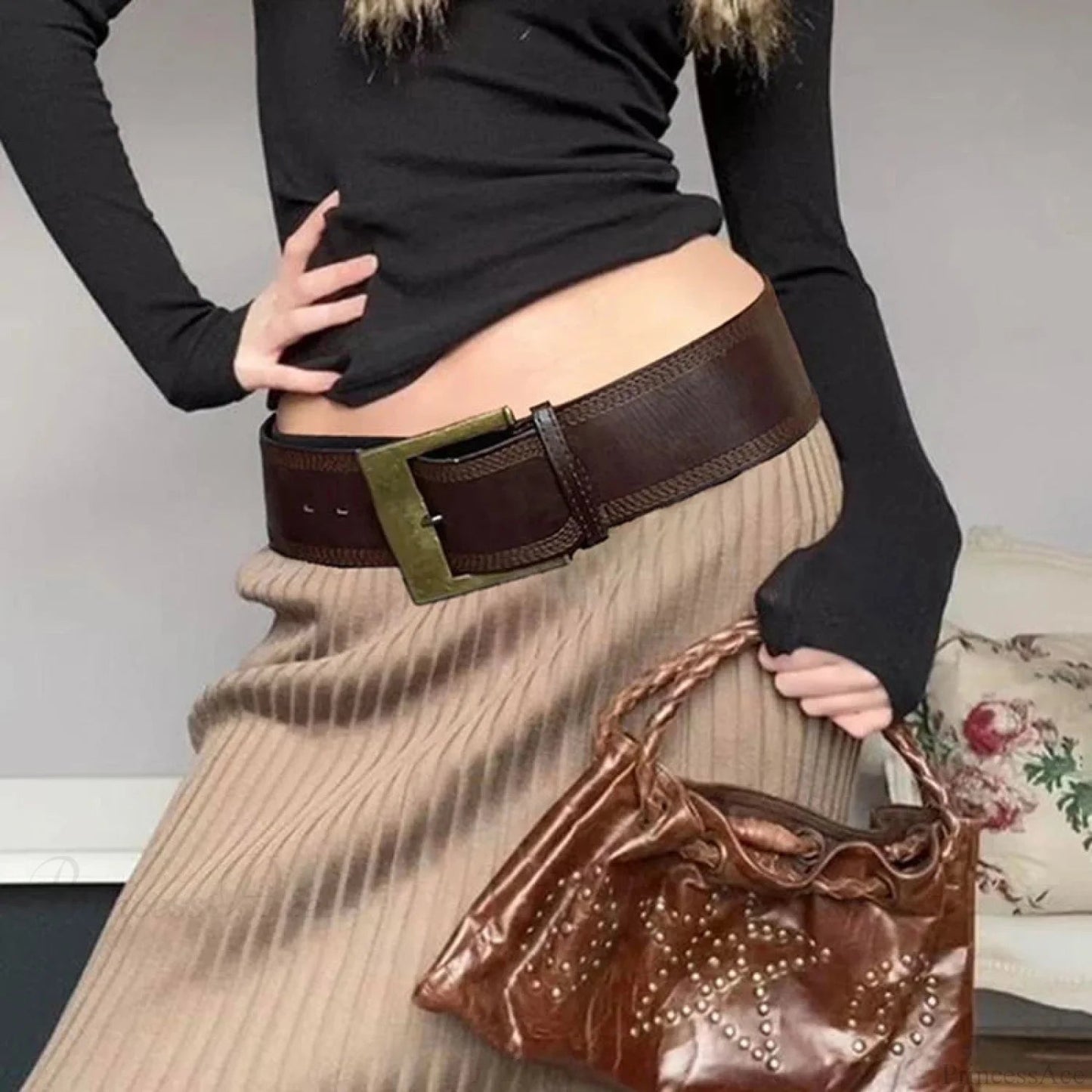 Antique Gothic Brown Clasp Strap