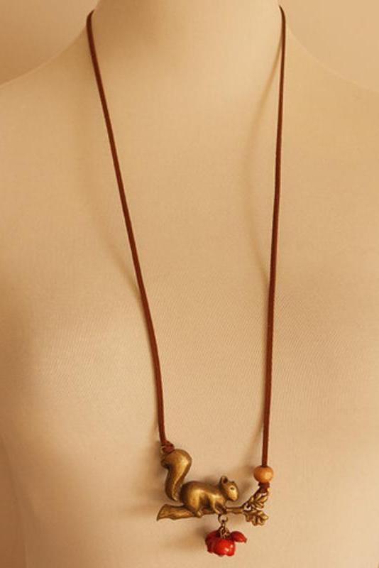 Indie Folk Sweater Chain