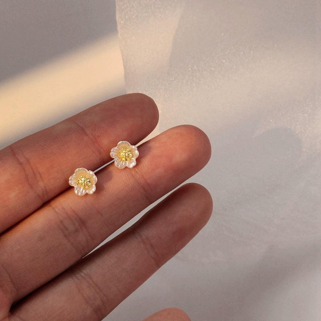 [sample ] Cherry Blossom Stud Earrings