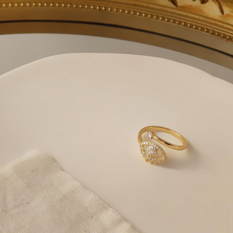 [] Evil Eye Ring