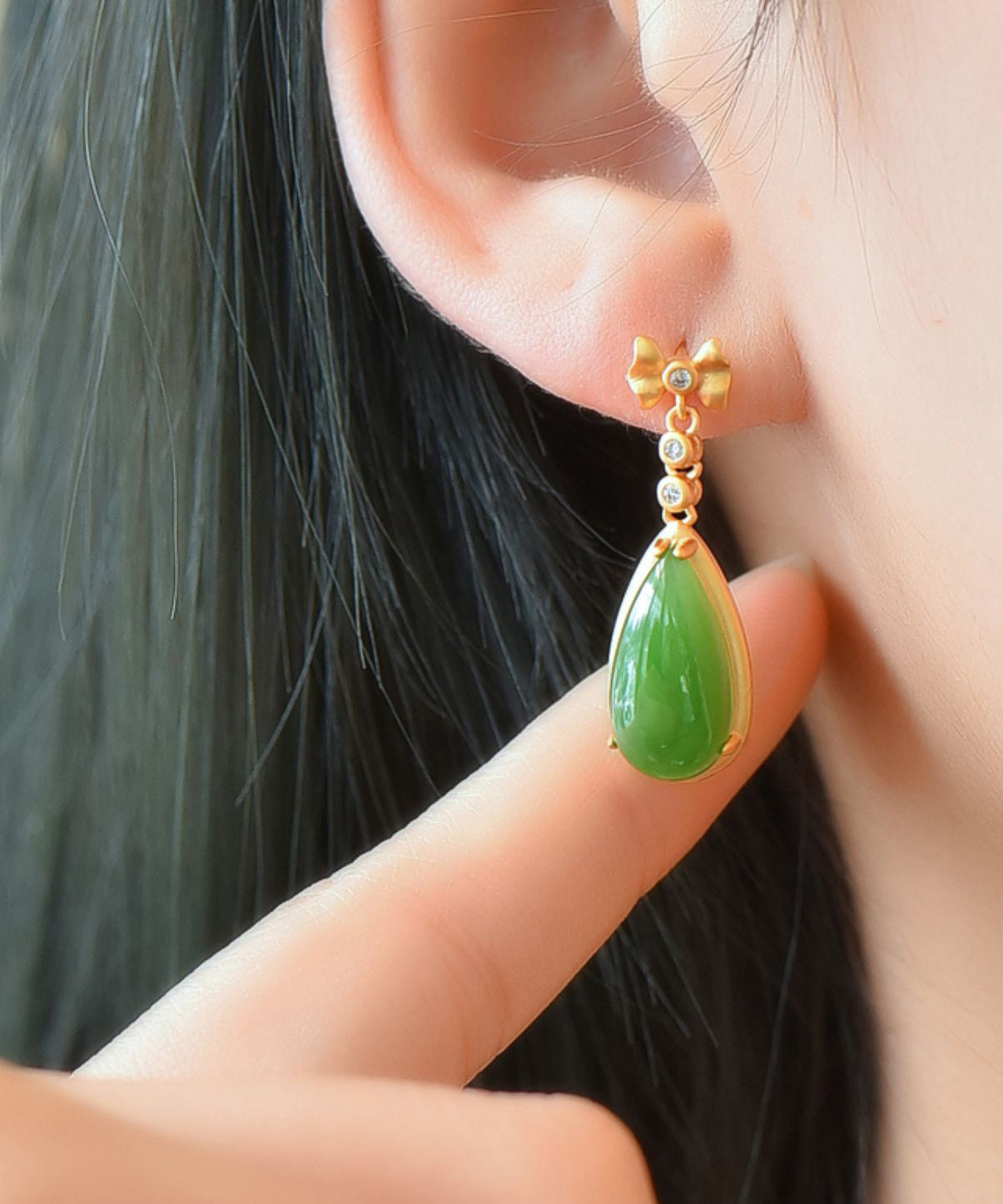 Green Hollow Out Sterling Silver Inlaid Hetian Jade Drop Earrings