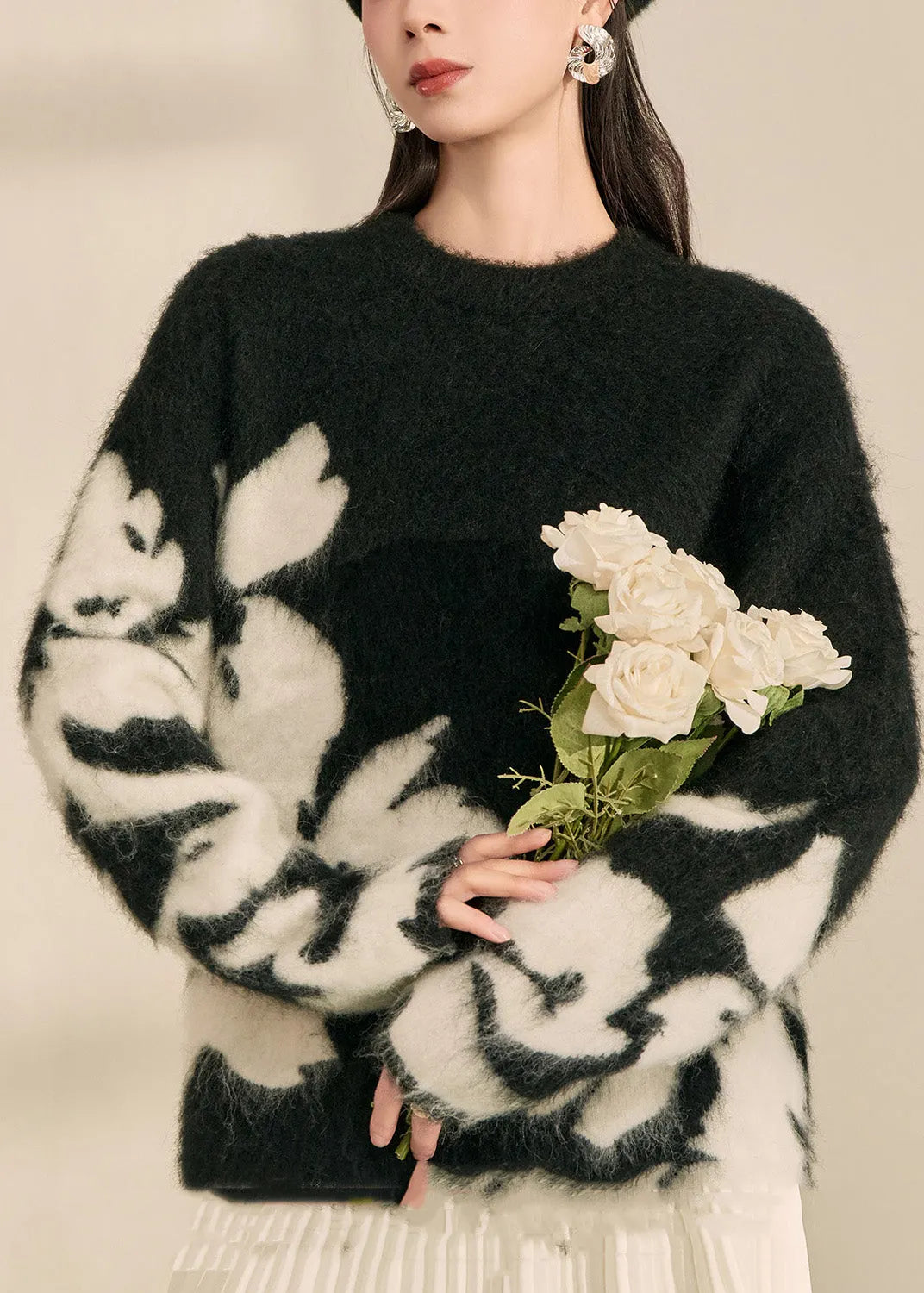 Modern Black O-neck Print Cotton Knit Cardigan Spring