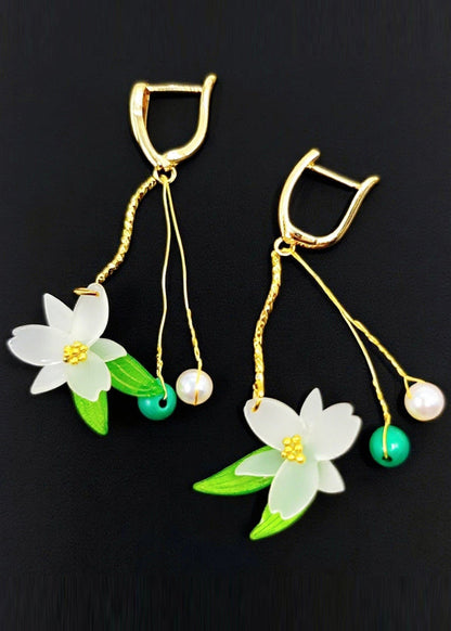 White Flower Tasseled Acrylic Drop Earrings