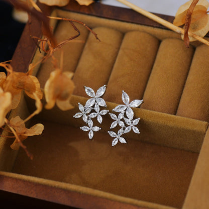 Fleur De Neige Earrings