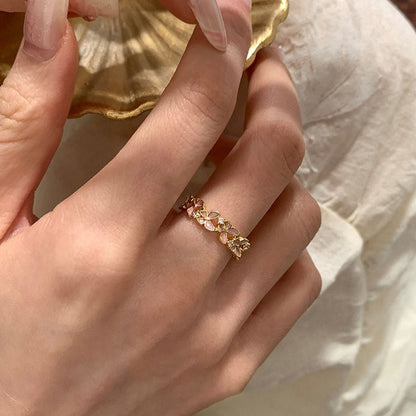 Fluttermist Ring in Pink