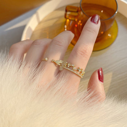 [] Gilded Leaves Ring