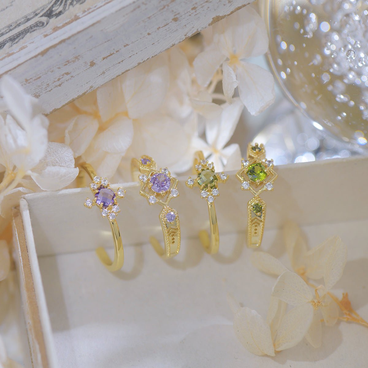 Peridot Baroque Ring Set