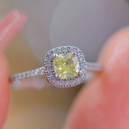 Clara Peridot Ring