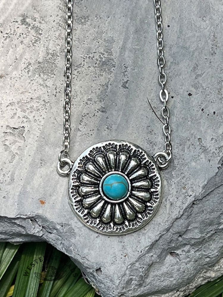 Romantic necklace for Special Moments