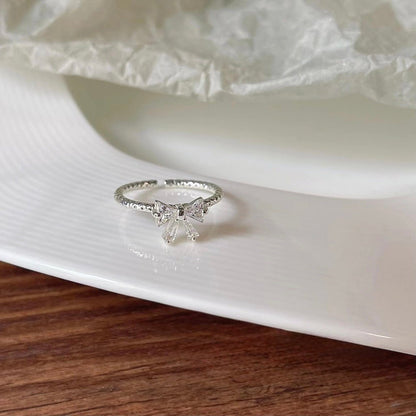 Bow Ring (gold/silver)