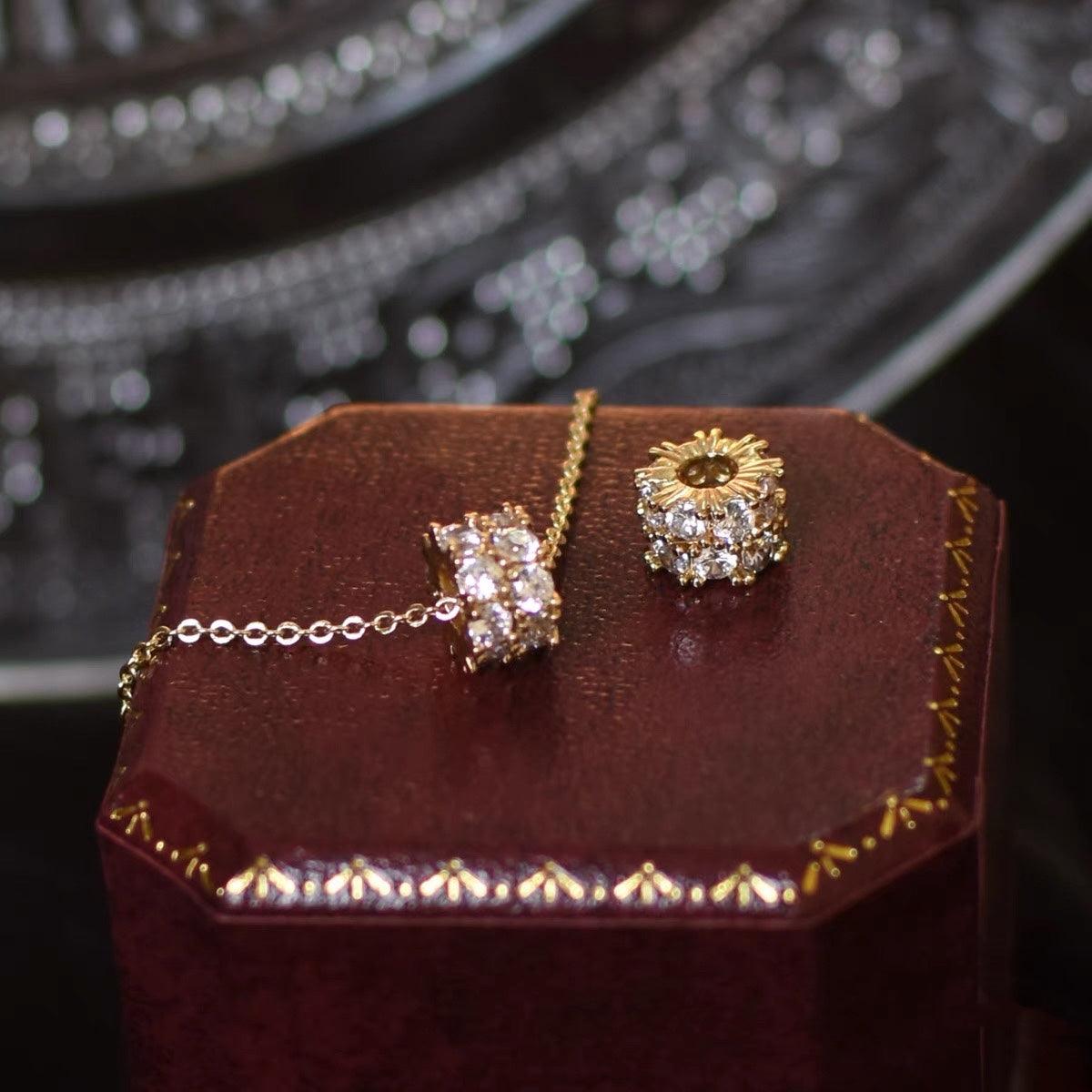 [] Lucky Wheel Necklace