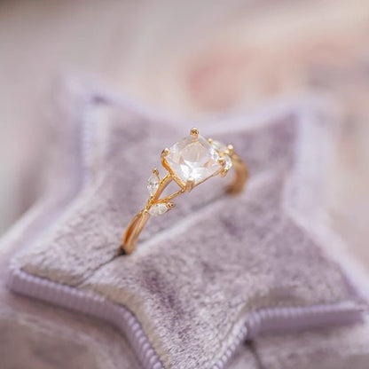 Meadowlight Quartz Ring