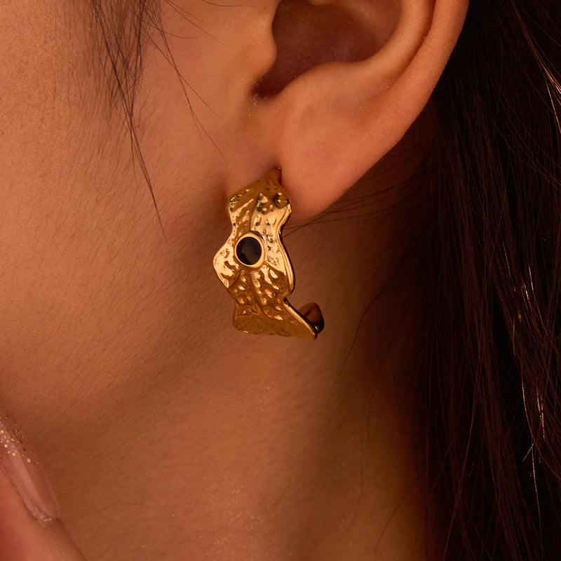Brynlee Sculpted Hoop Earrings