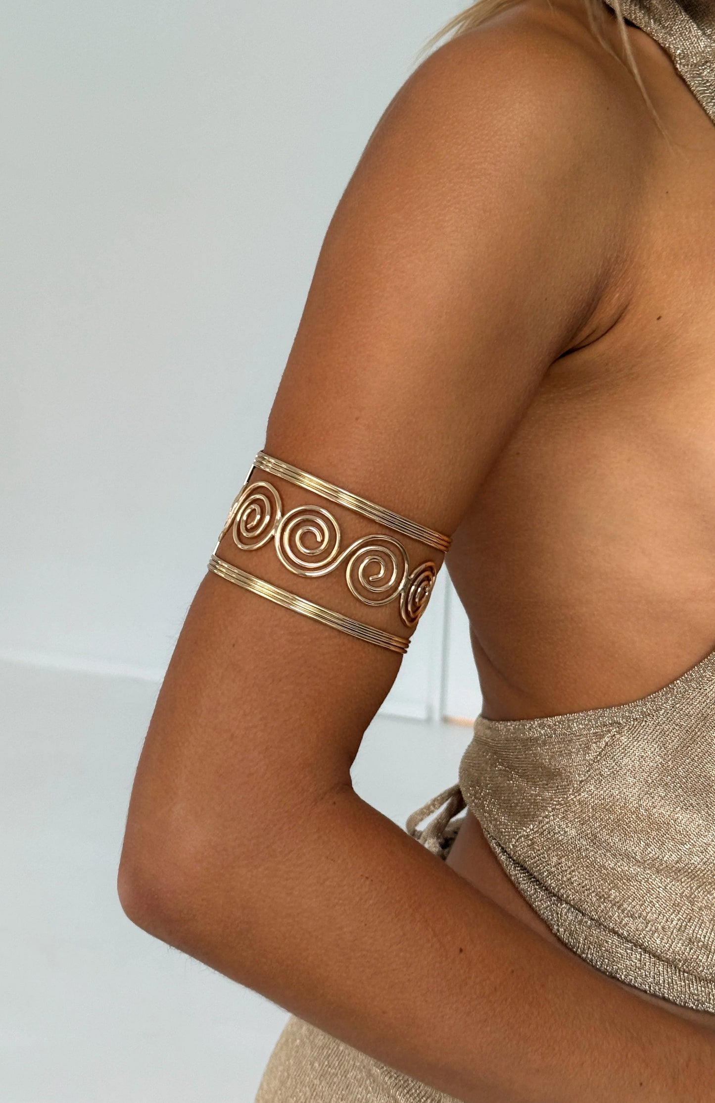 Perry Sculptural Swirl Bracelet