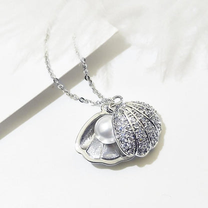 Pearly Shell Mermaid Necklace
