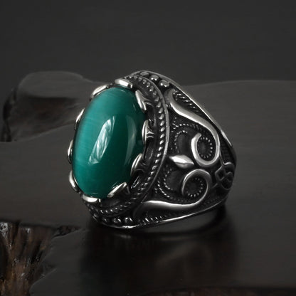 Noble Pattern Gemstone Ring