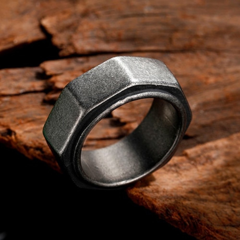 Octagon Screw Nut Ring