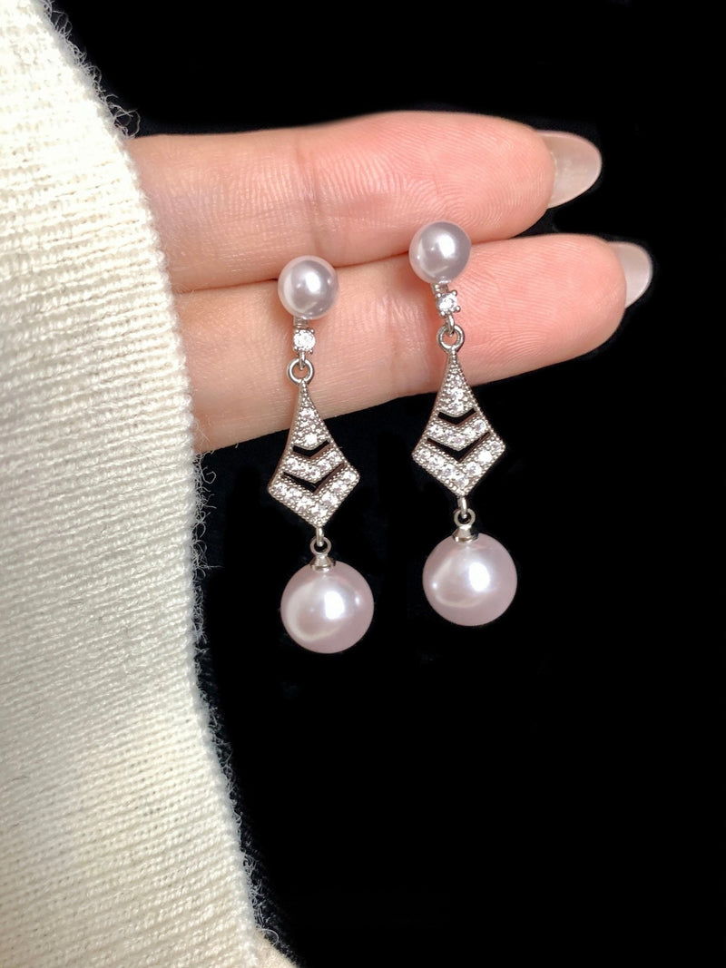 Pavilion Pearl Earrings