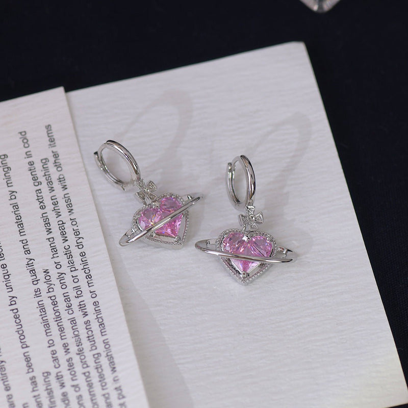 [] Pink Heart Huggie Earrings