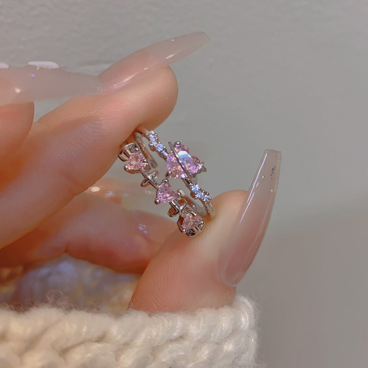 [] Pink Heart Ring Set