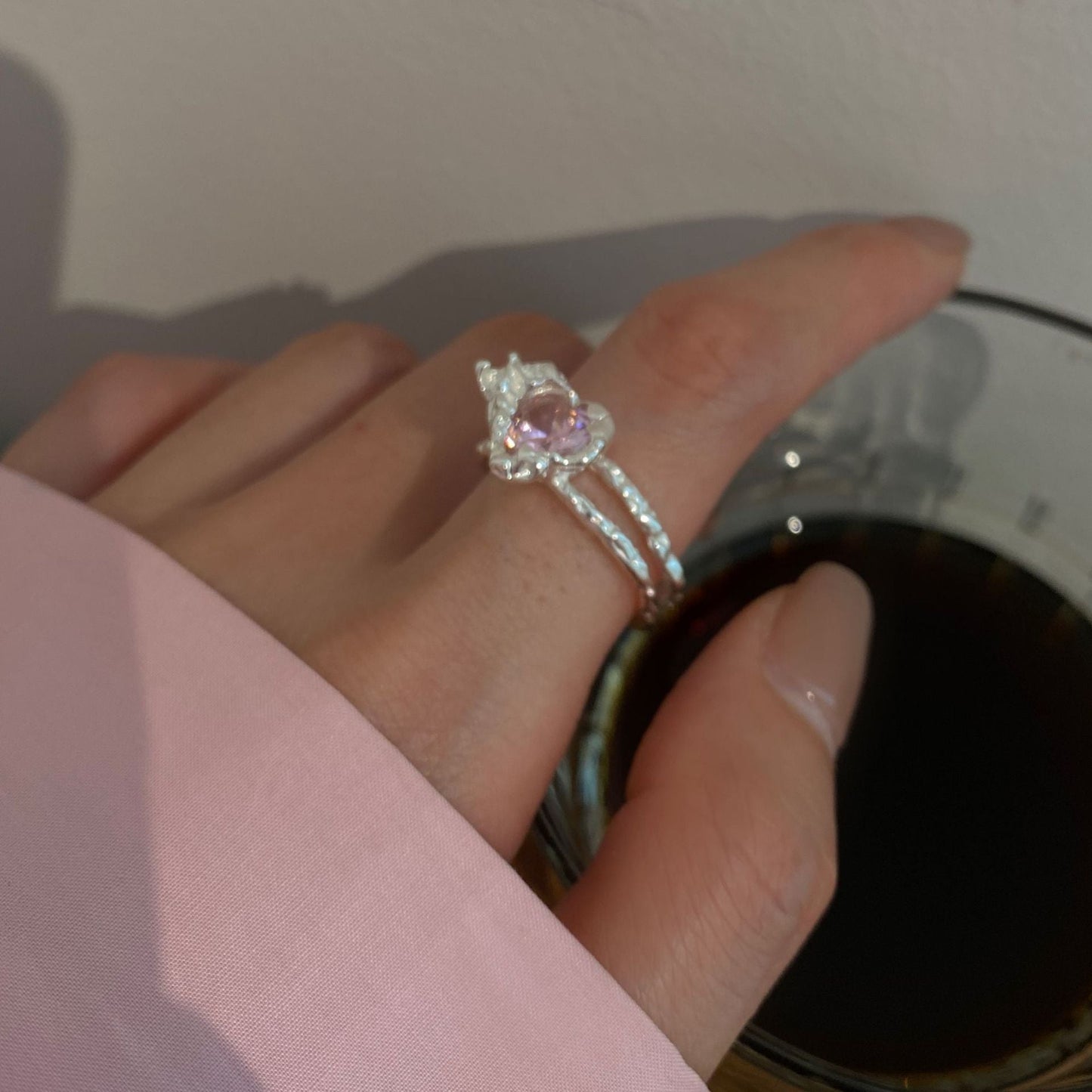 [] Pink Heart Ring