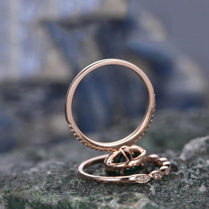 Green Crystal Ring Set