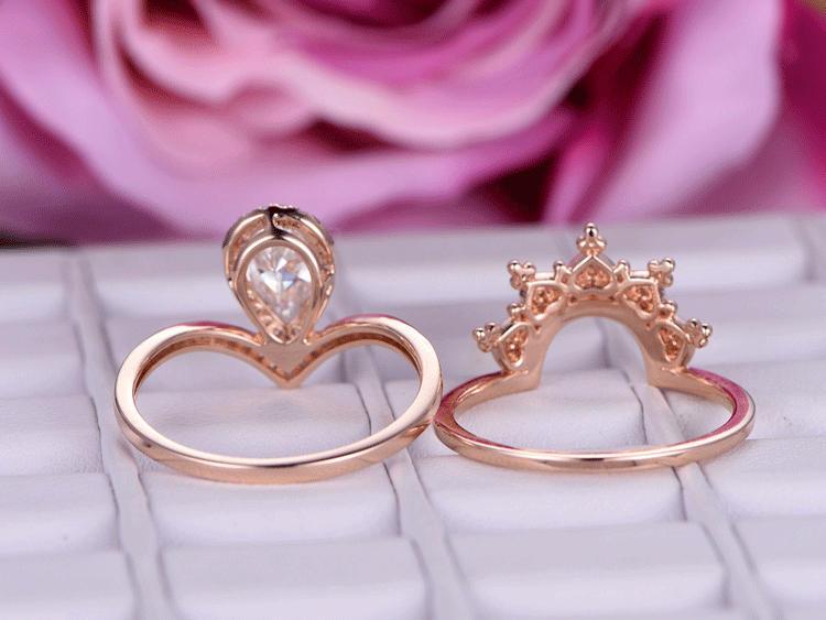 The Crystal Crown Ring Set