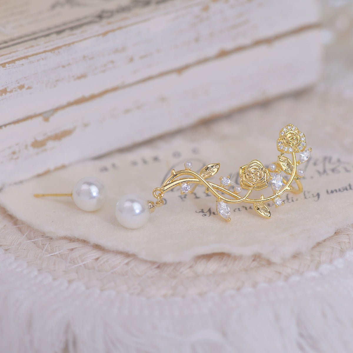 [] Rose Climber Earrings
