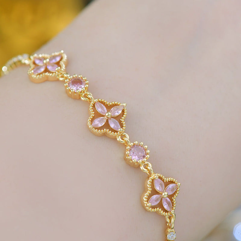 Rosisela Bracelet in Pink