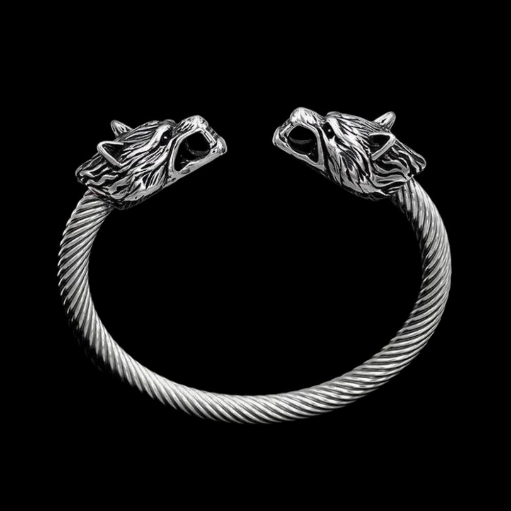 Twisted Wolf Head Bracelet
