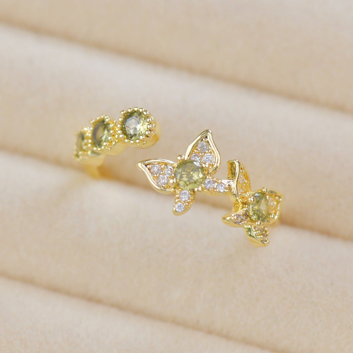 Verdant Flutter Ring